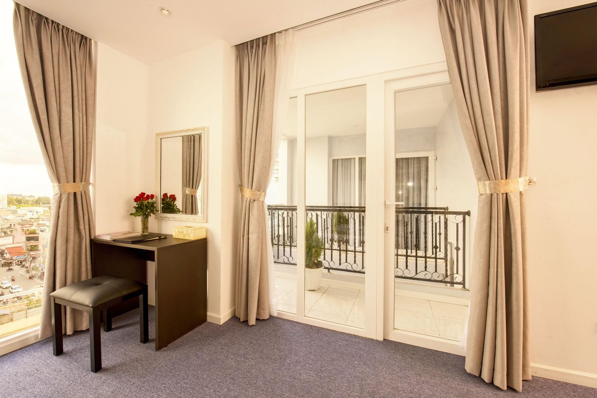 Golden Crown Hotel Hô Chi Minh-Ville Extérieur photo