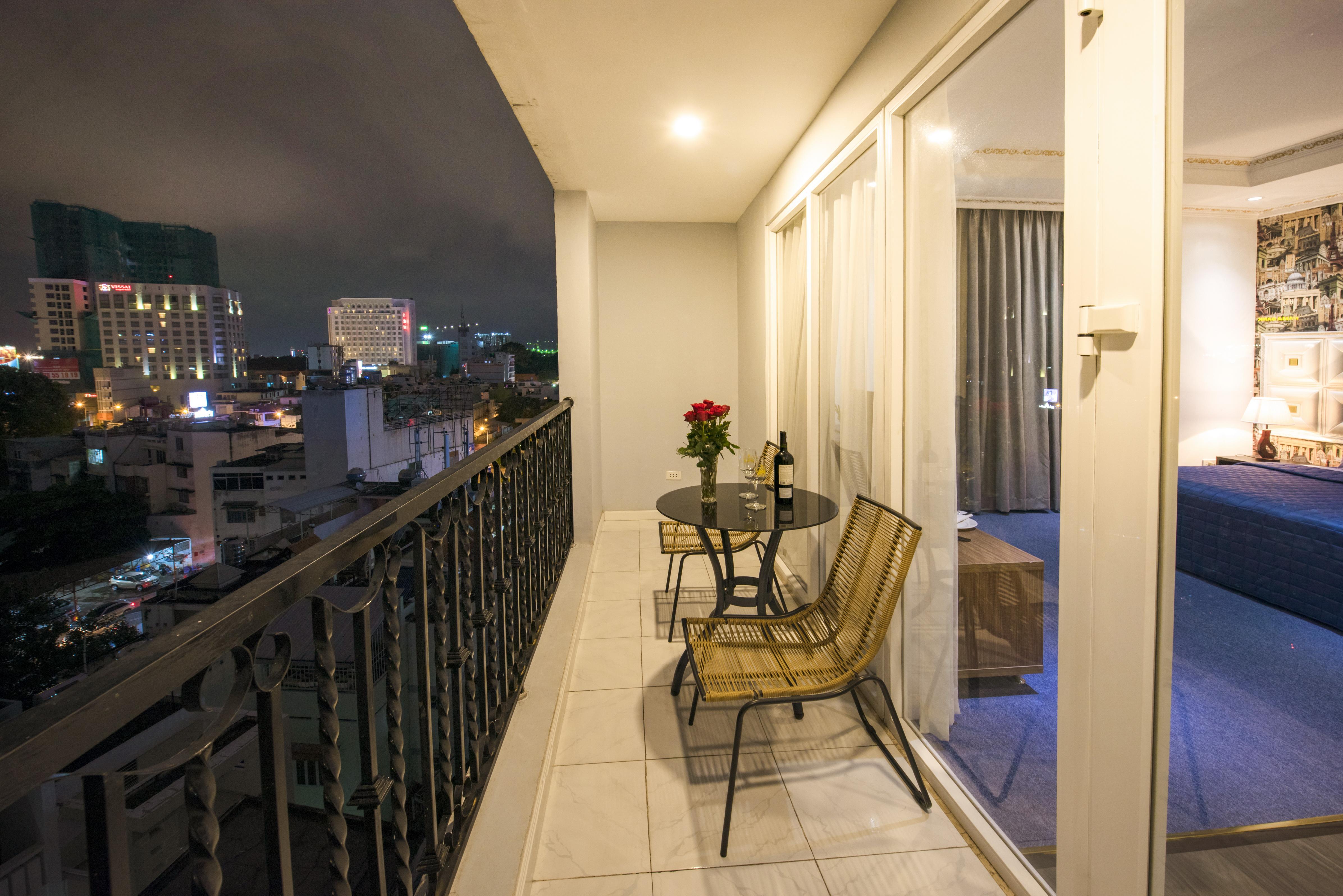 Golden Crown Hotel Hô Chi Minh-Ville Extérieur photo